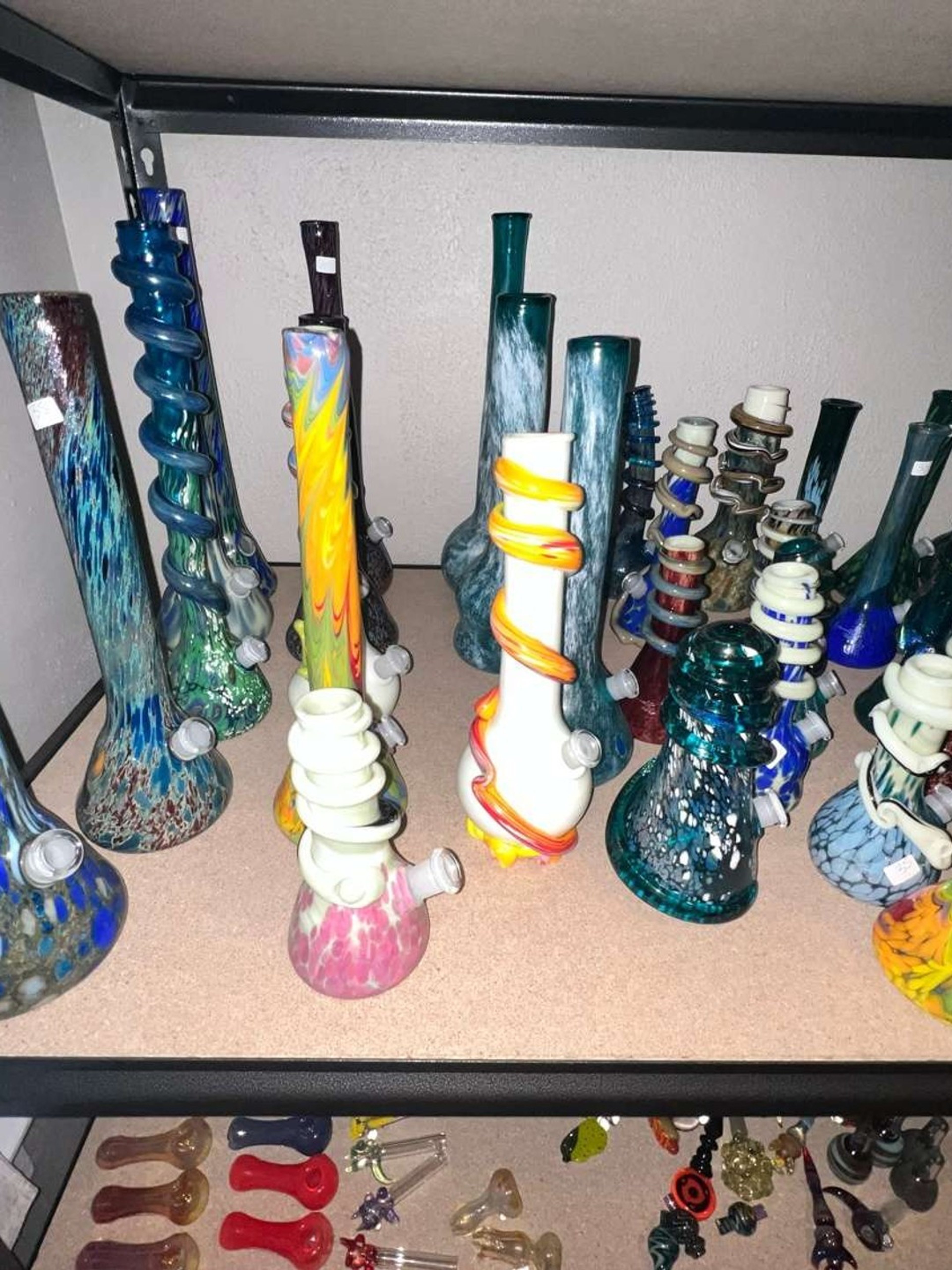 Special K Glass bong assortment image 0