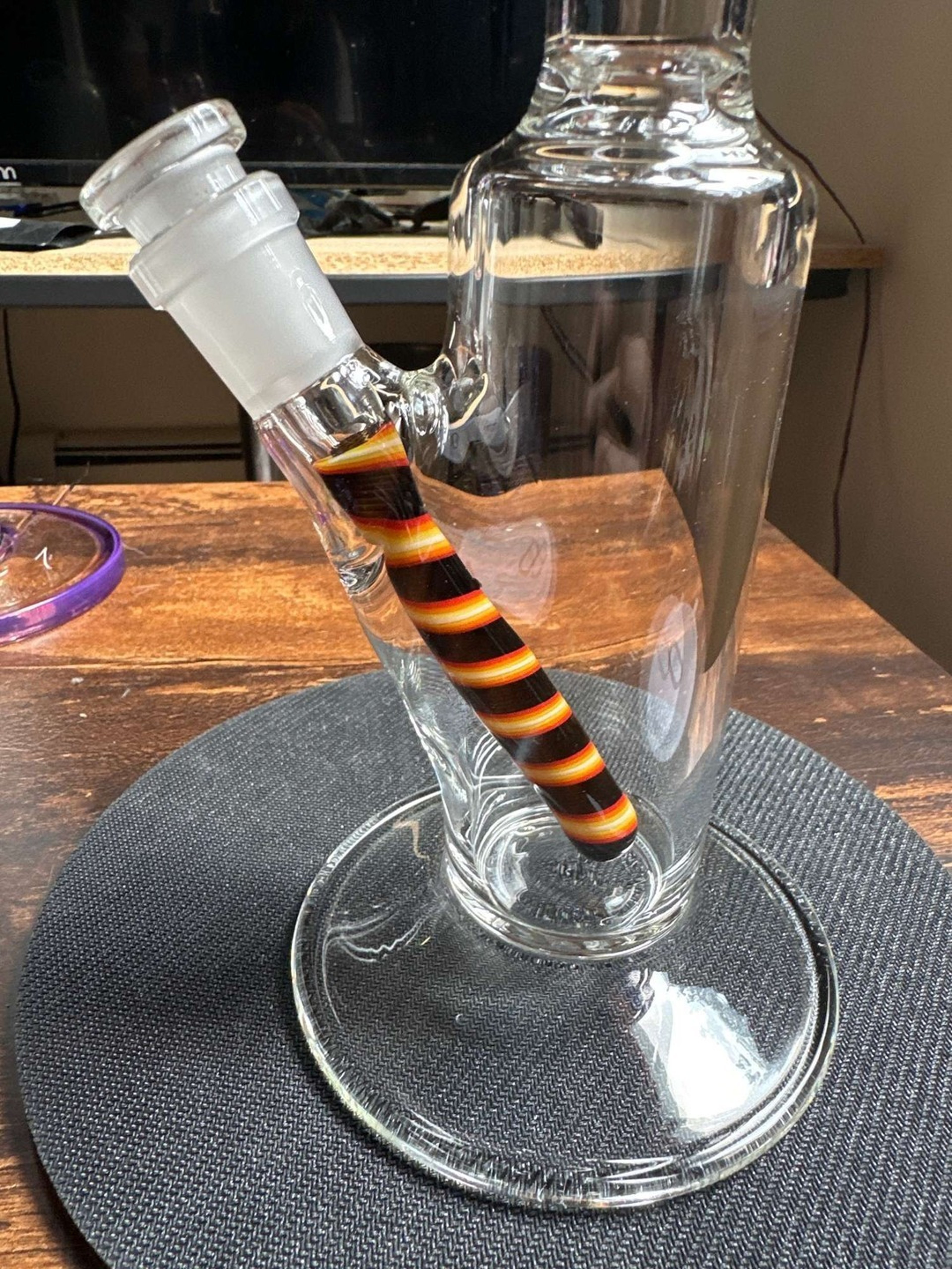 Conviction glass bong image 0