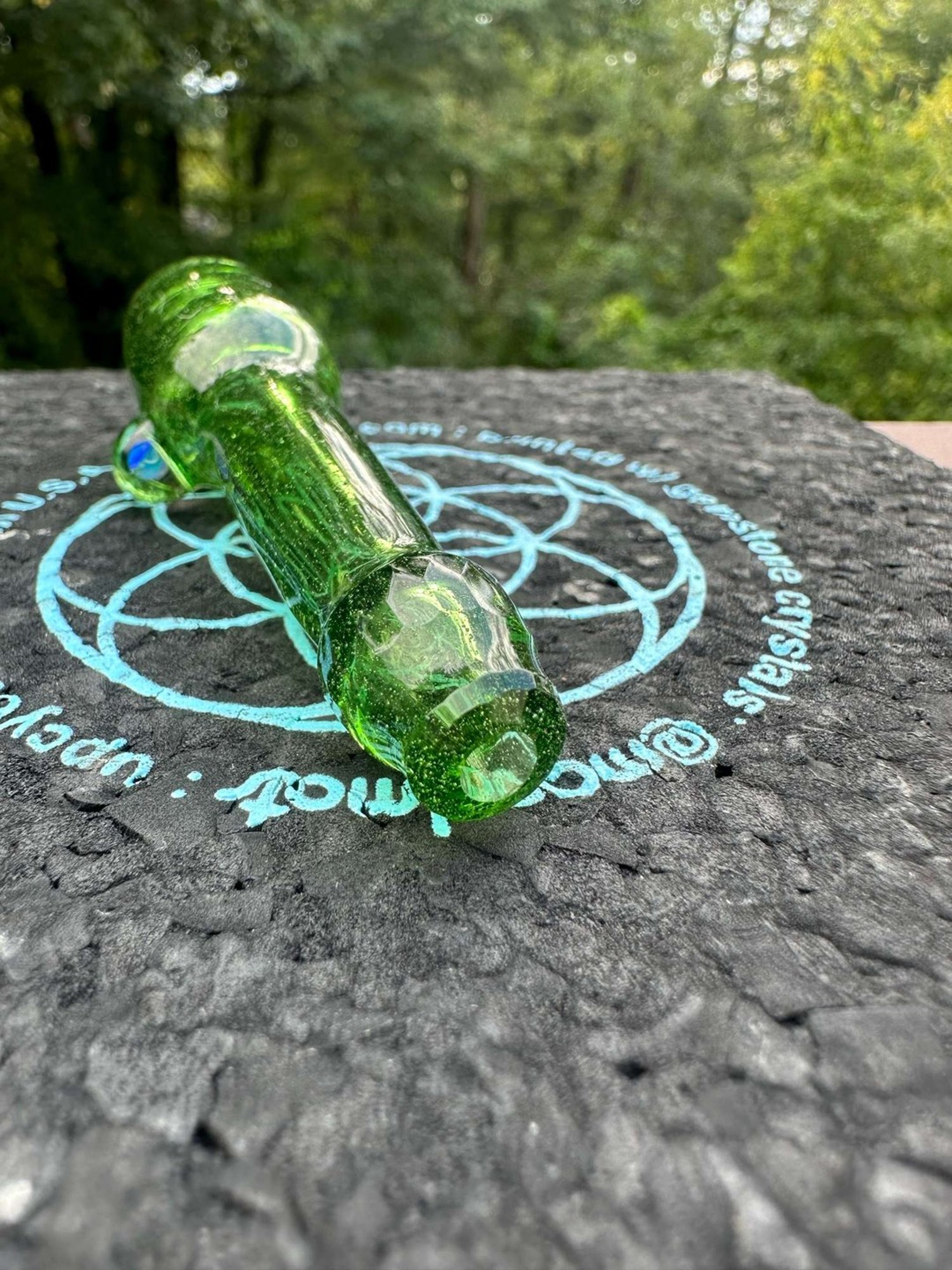 Preview pic of Faceted onie