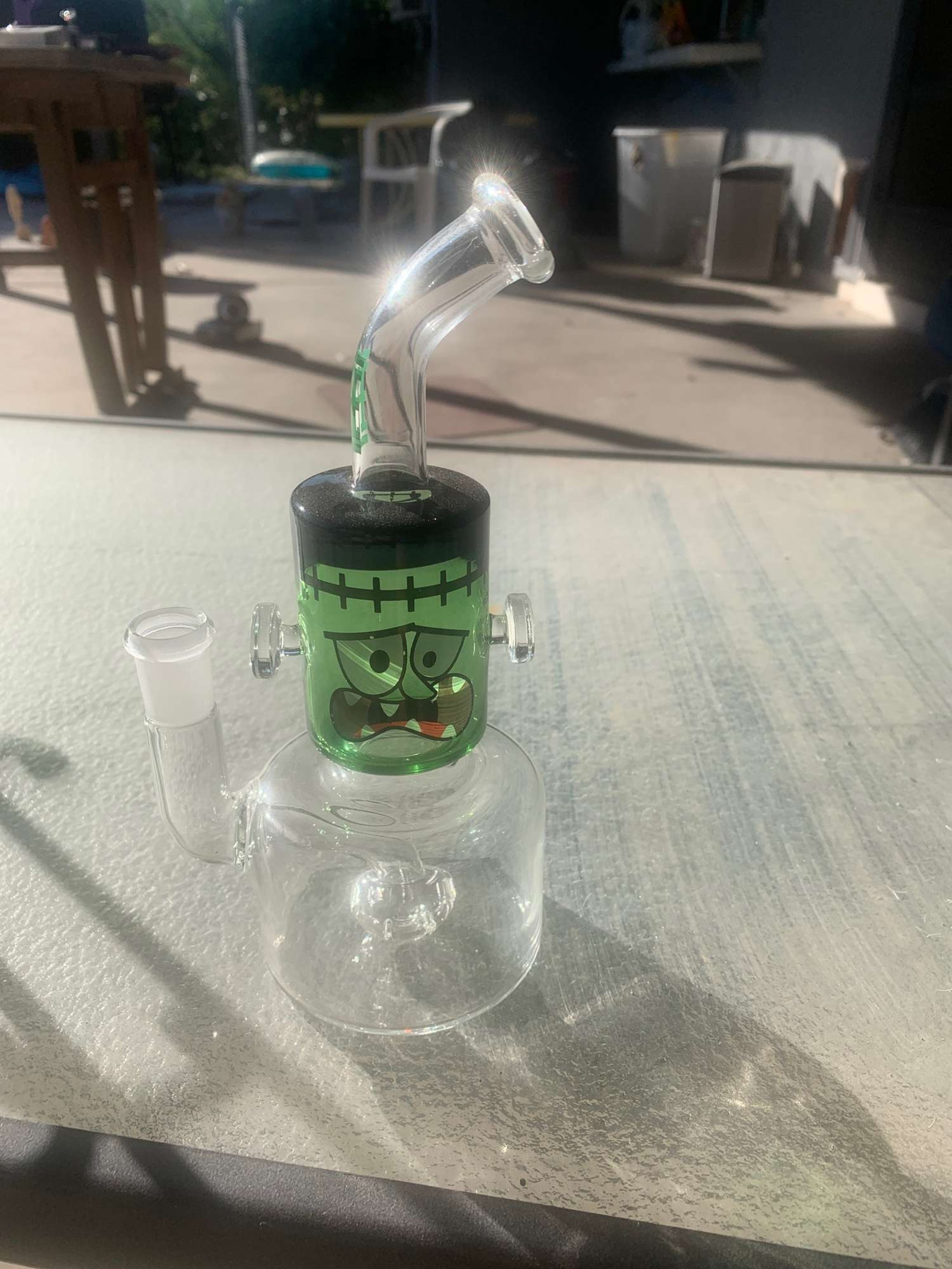 Hemper Dankenstein Bong image 0