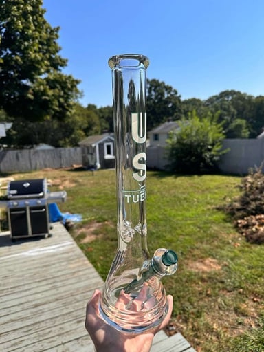 Preview pic of 17inch US Tubes Beaker 9mm