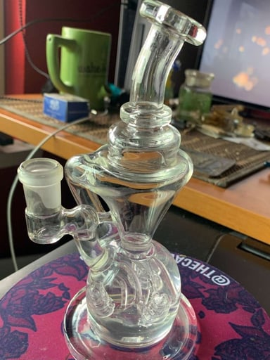 Preview pic of Ill glass satellite perc recycler