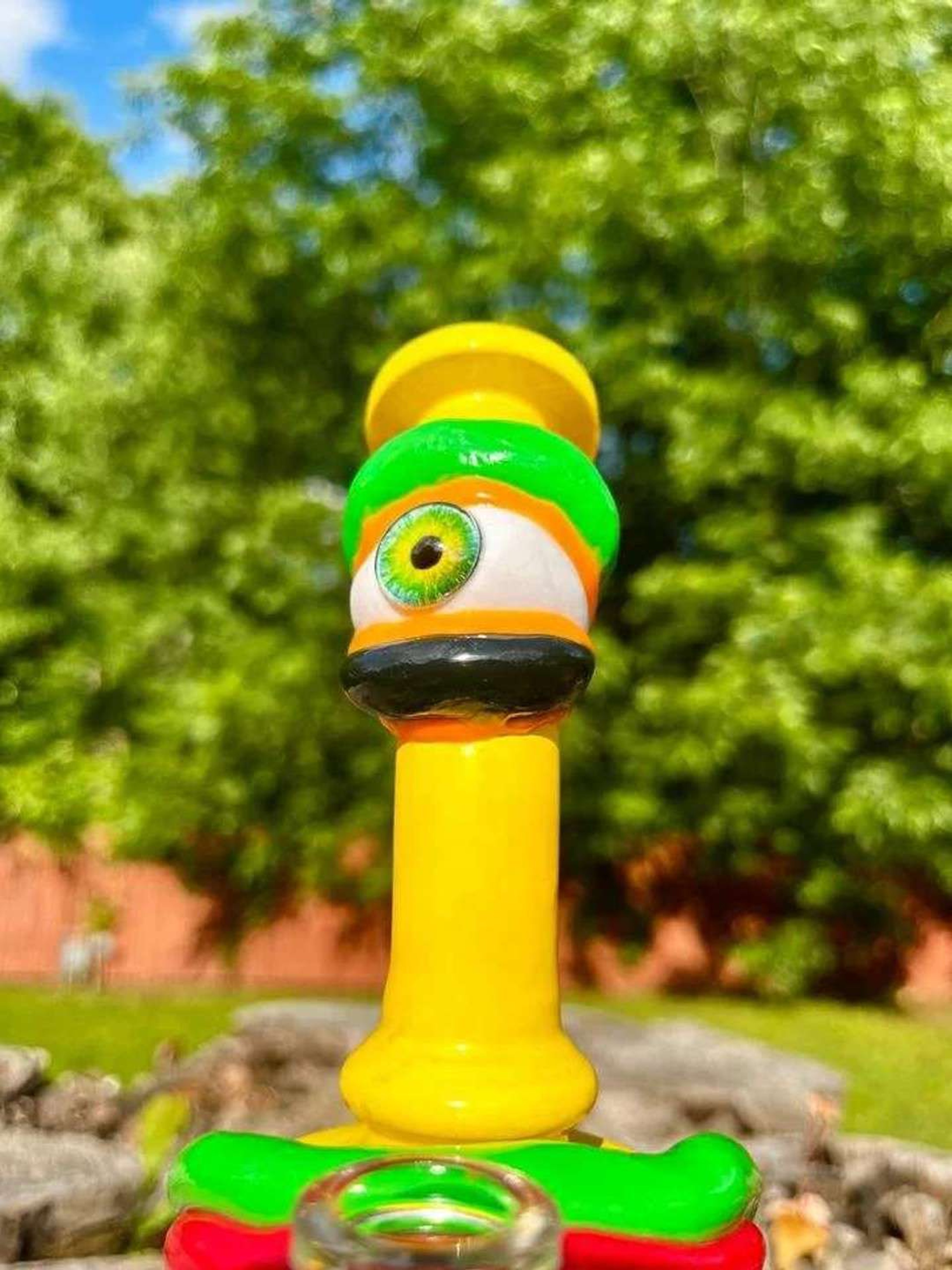 Preview pic of 7" Monster Glass Bubbler Rig