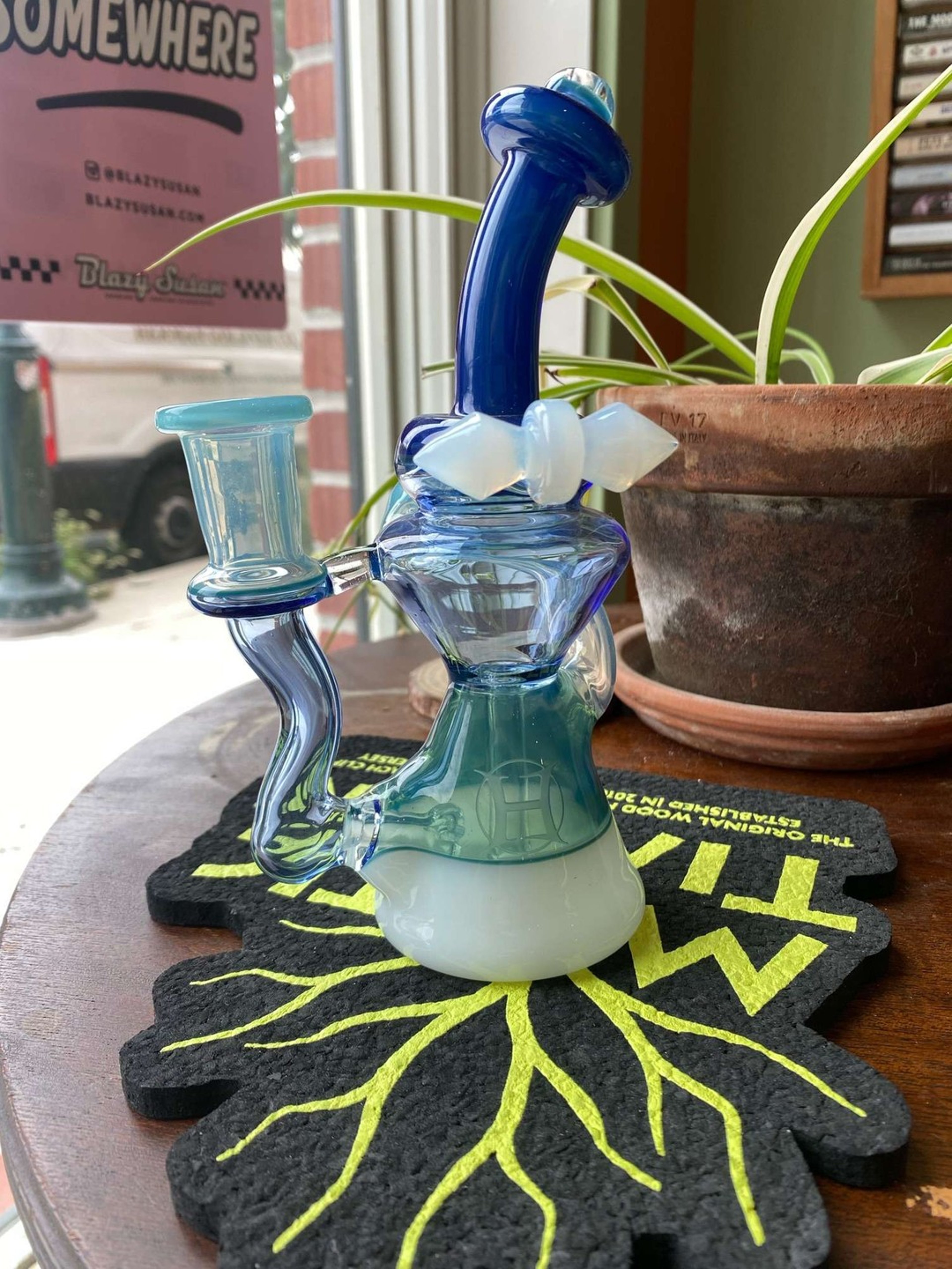 Huffy 3 Color Recycler With Trophy Arm image 0