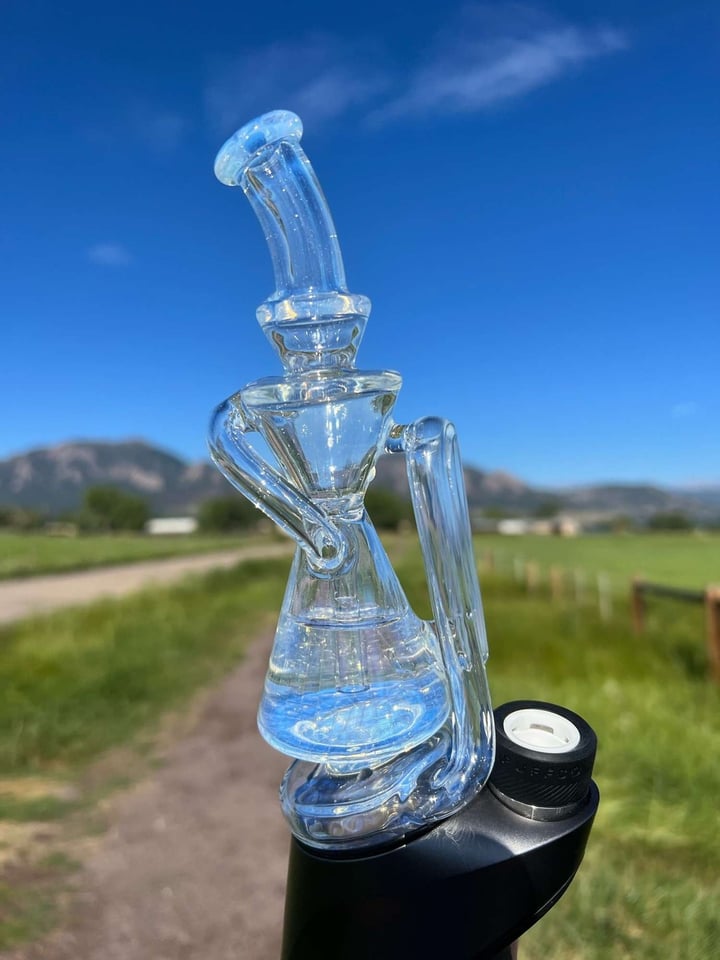 Ghost Puffco recycler 