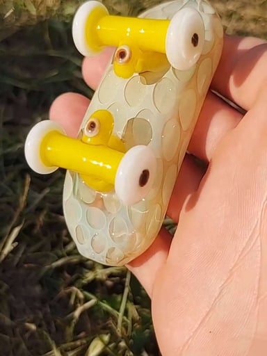 Preview pic of HoneyComb Skateboard Flower Pipe by Shackk