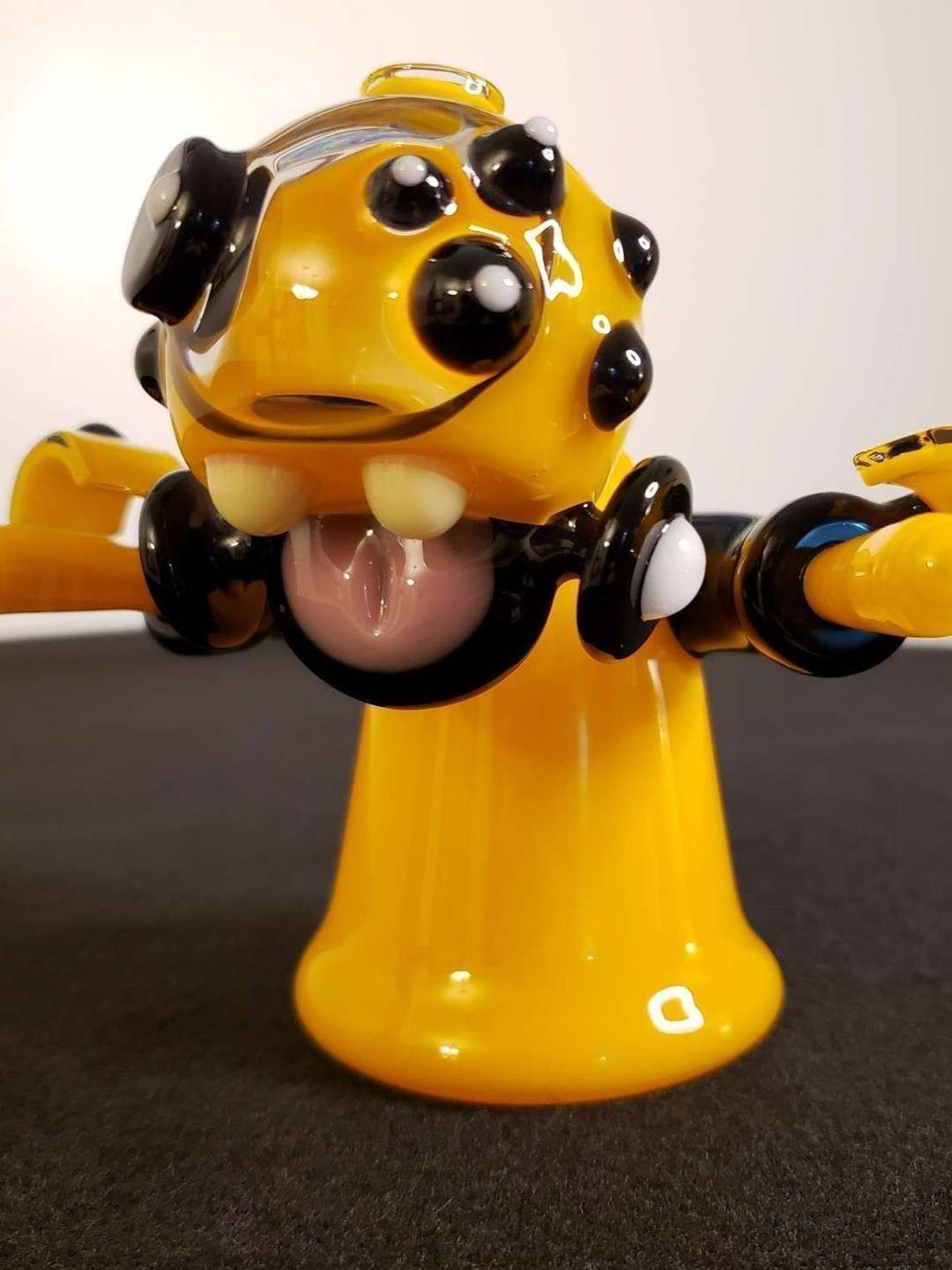 Preview pic of Armed Kerby Bot - Kerby Glass