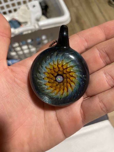 Preview pic of K berg pendant