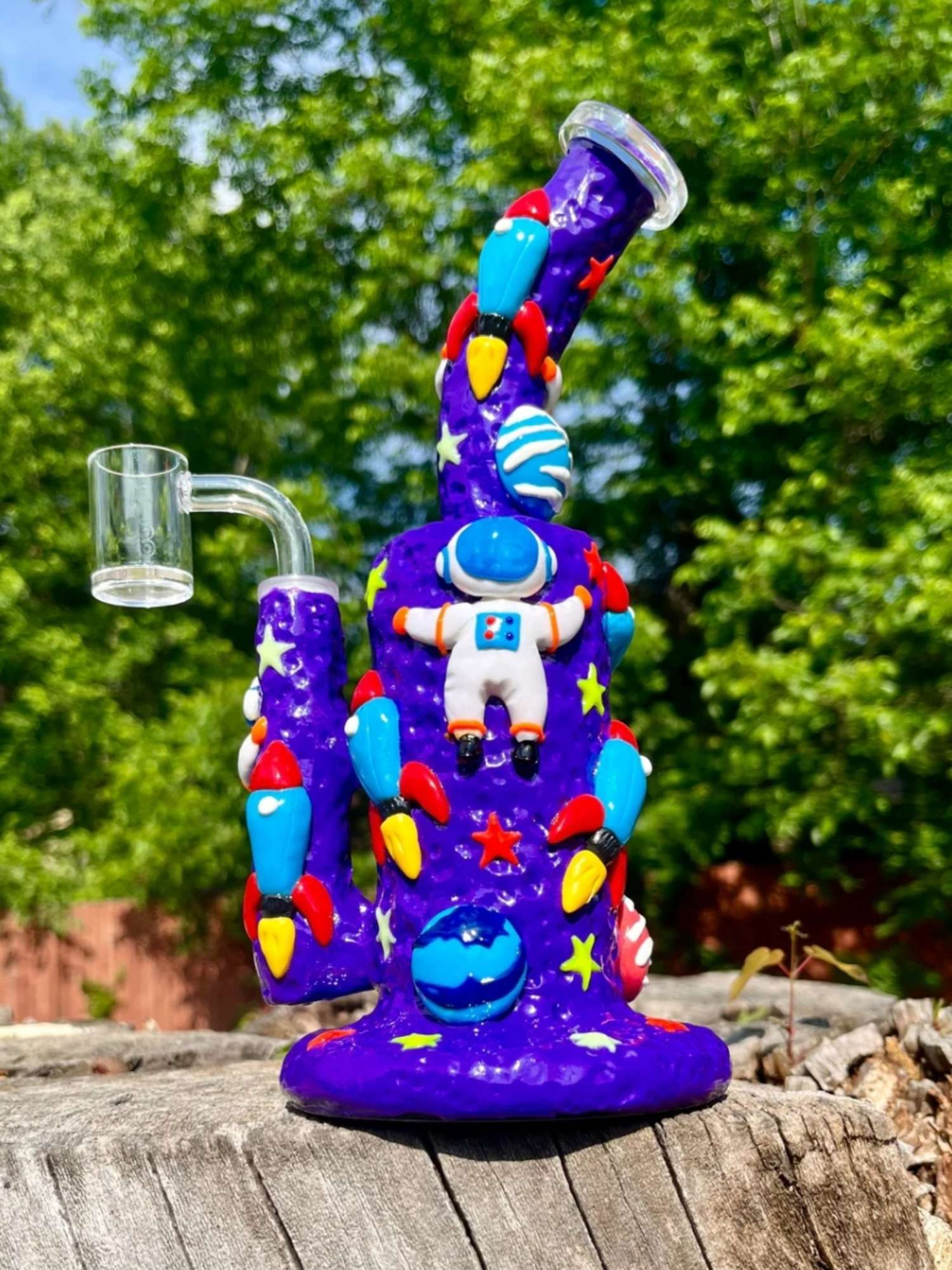 Cosmic Adventure: 9-Inch Rig Water Pipe Bong image 0