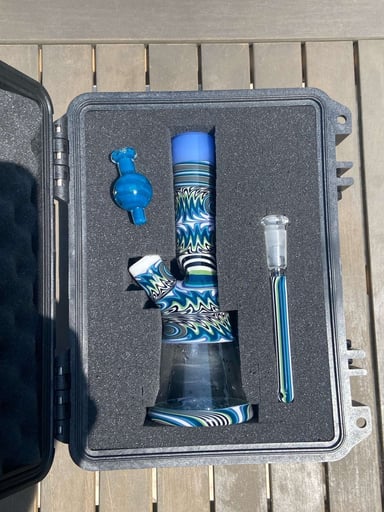 Preview pic of Nes glass worked wigwag tube