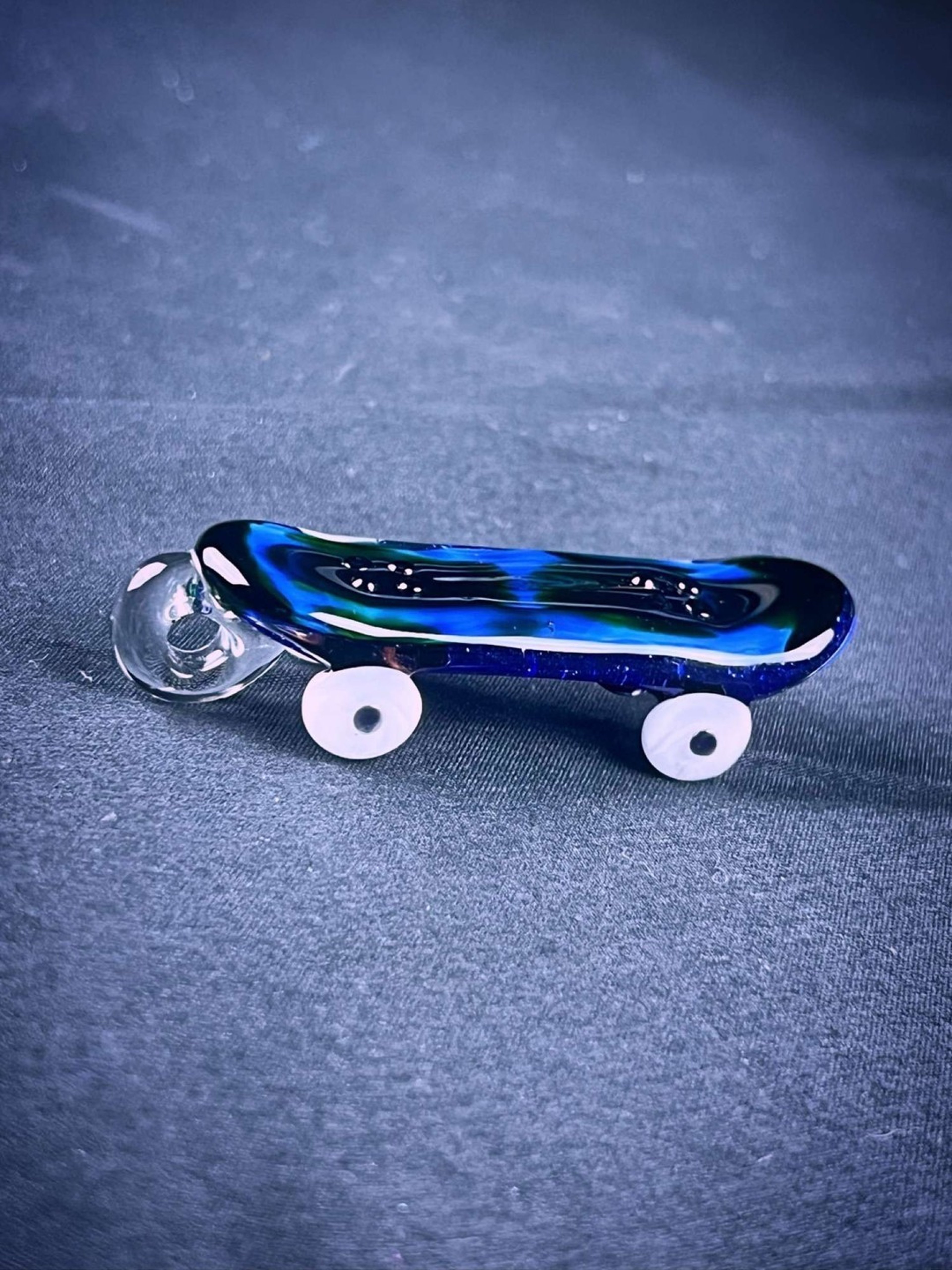 The shackk glass galaxy skate pendant image 0