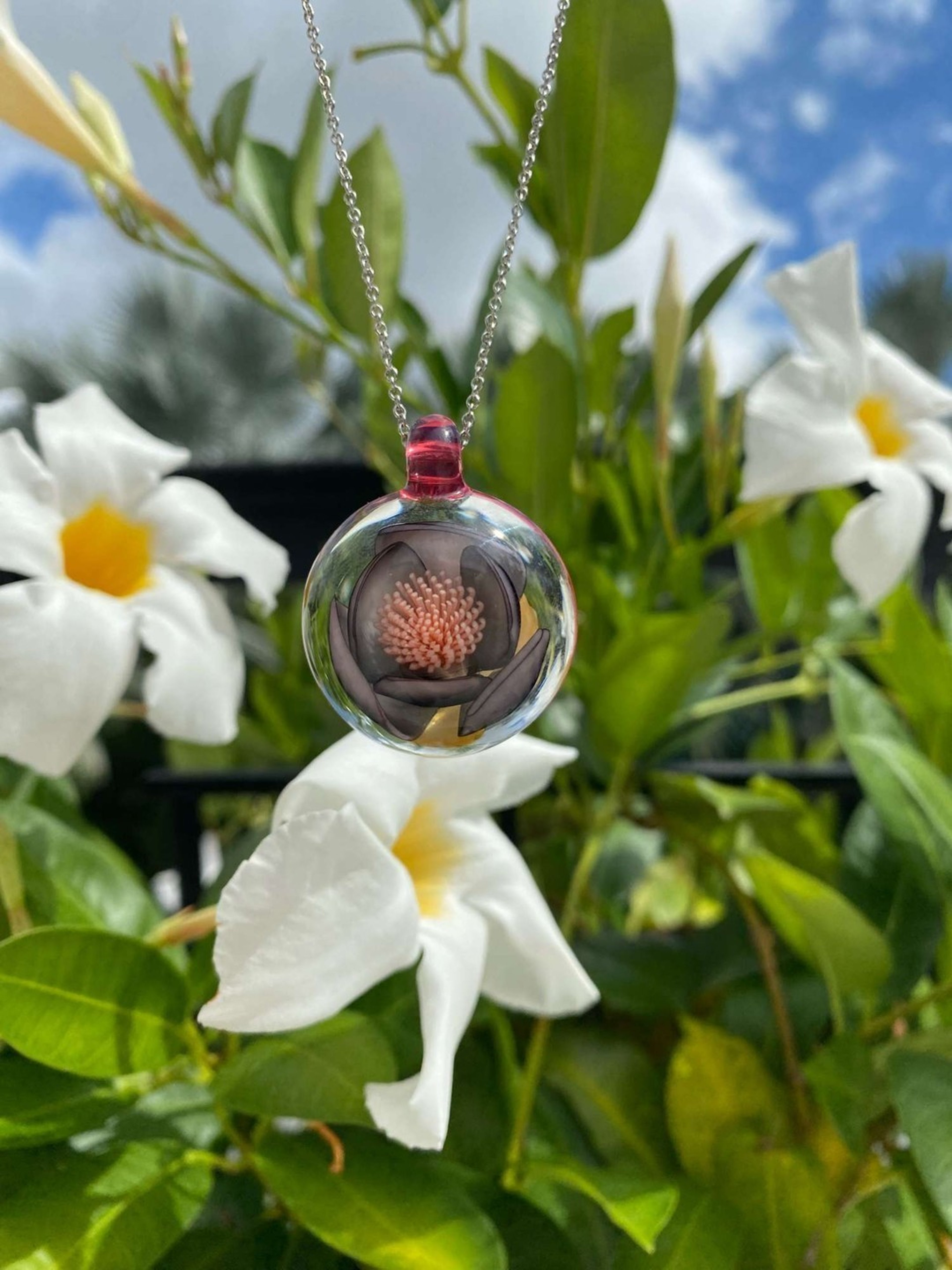 Preview pic of DeLong Glass Flower Pendant