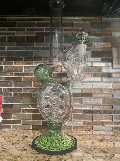 Preview pic of JakesGlass Swisscycler Sidefeeder