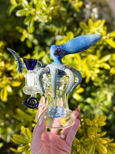 Preview pic of Blue Octopus Water Pipe With Matching Horn Bowl