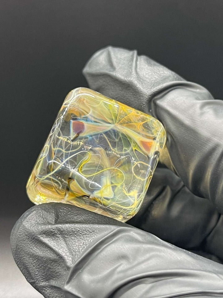 Hefe Glass Chaos Fume Cube Image 1