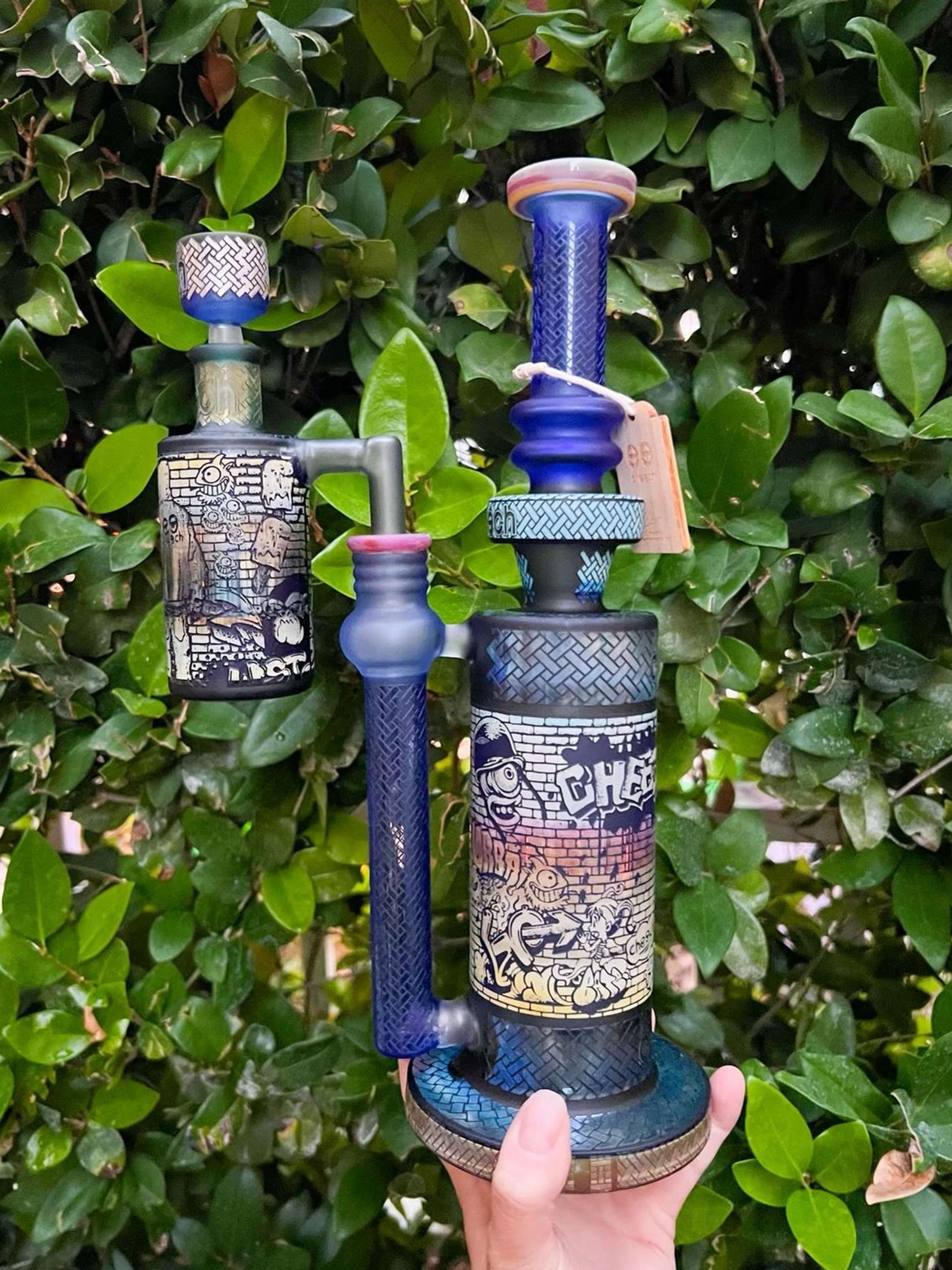 Preview pic of Cheech Blue Sandblasted Graffiti Artist Water Pipe With Ash Catcher