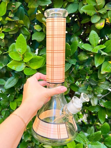 Preview pic of Plaid 13.5 Inch Beaker With Bowl & Downstem