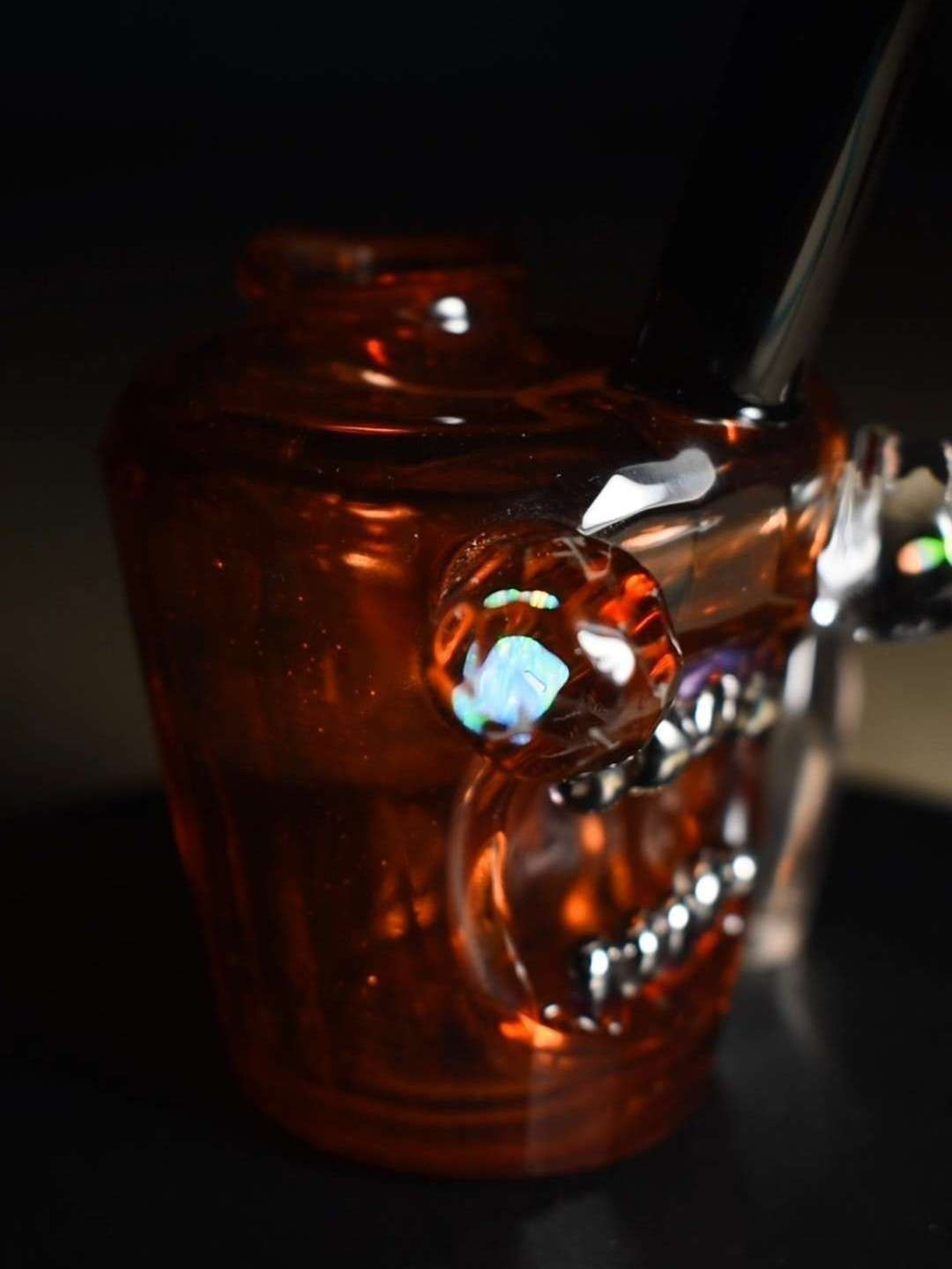 Preview pic of Pomegranate rough cut gemcup