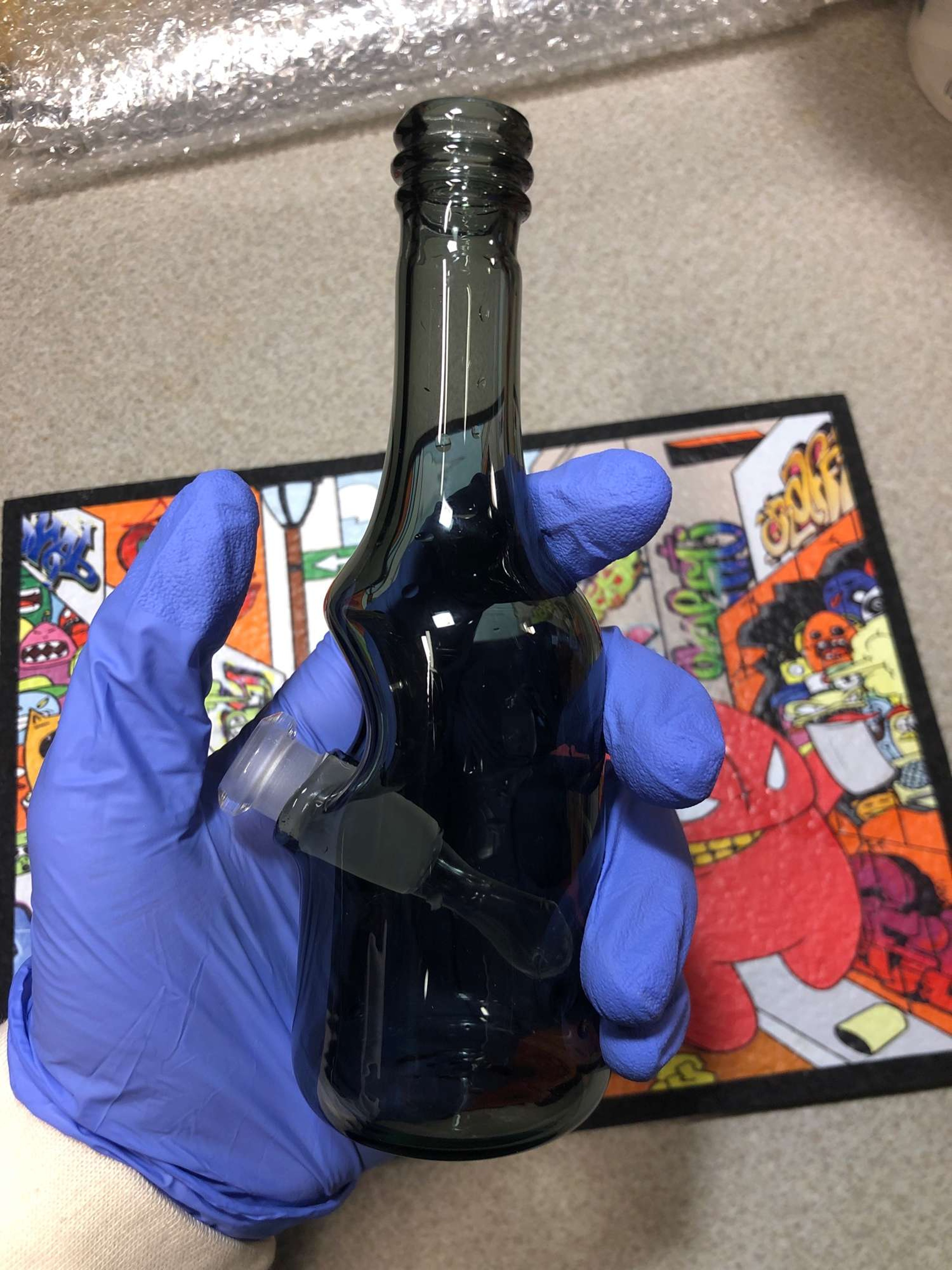 Preview pic of 2nds Saki bottle by CostaGlass 