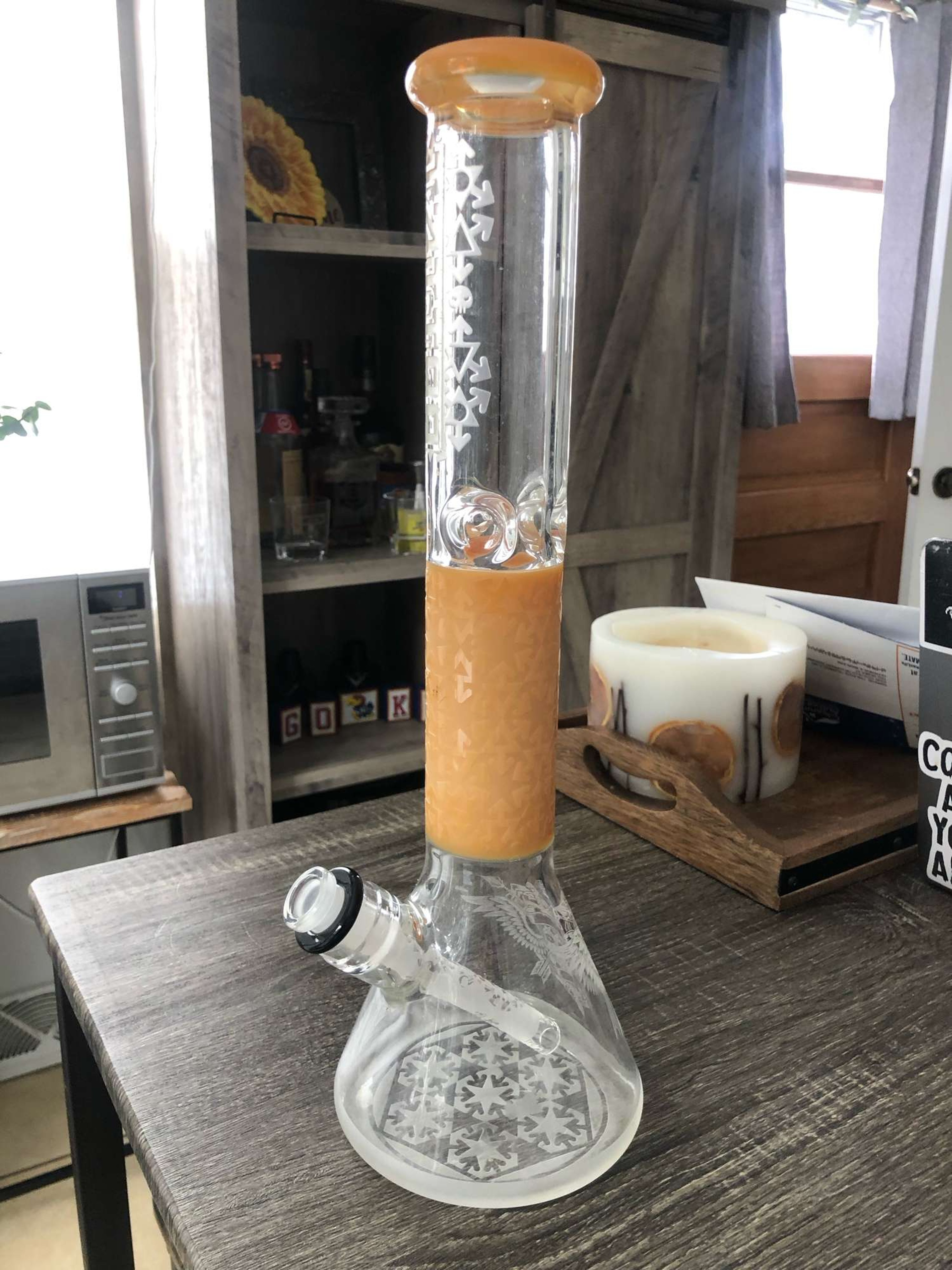 Preview pic of Beaker bong 14mm female