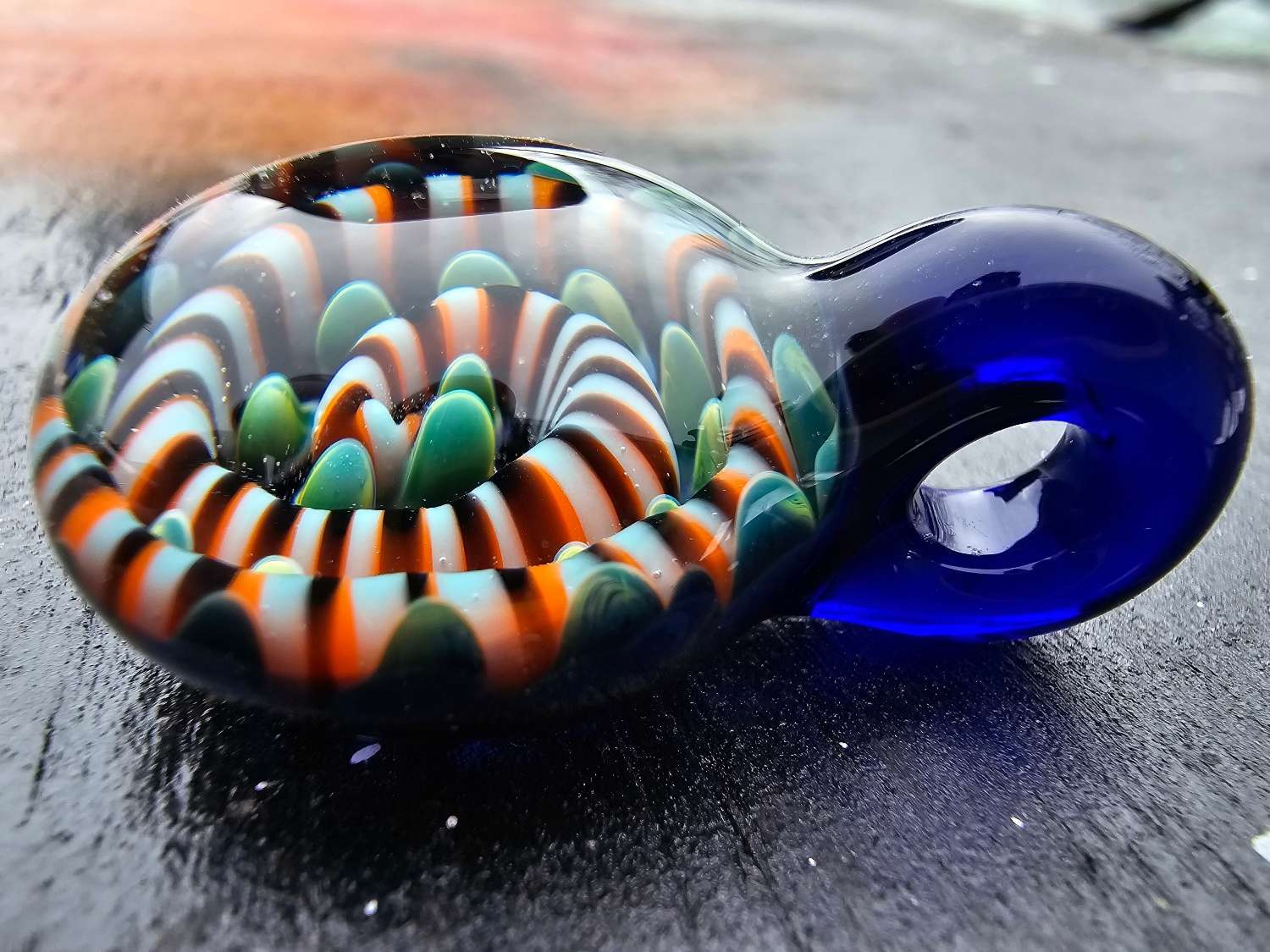 Implosion pendant image 0