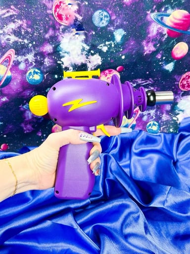 Preview pic of Thicket Space Buzz Lightyear Purple Torch