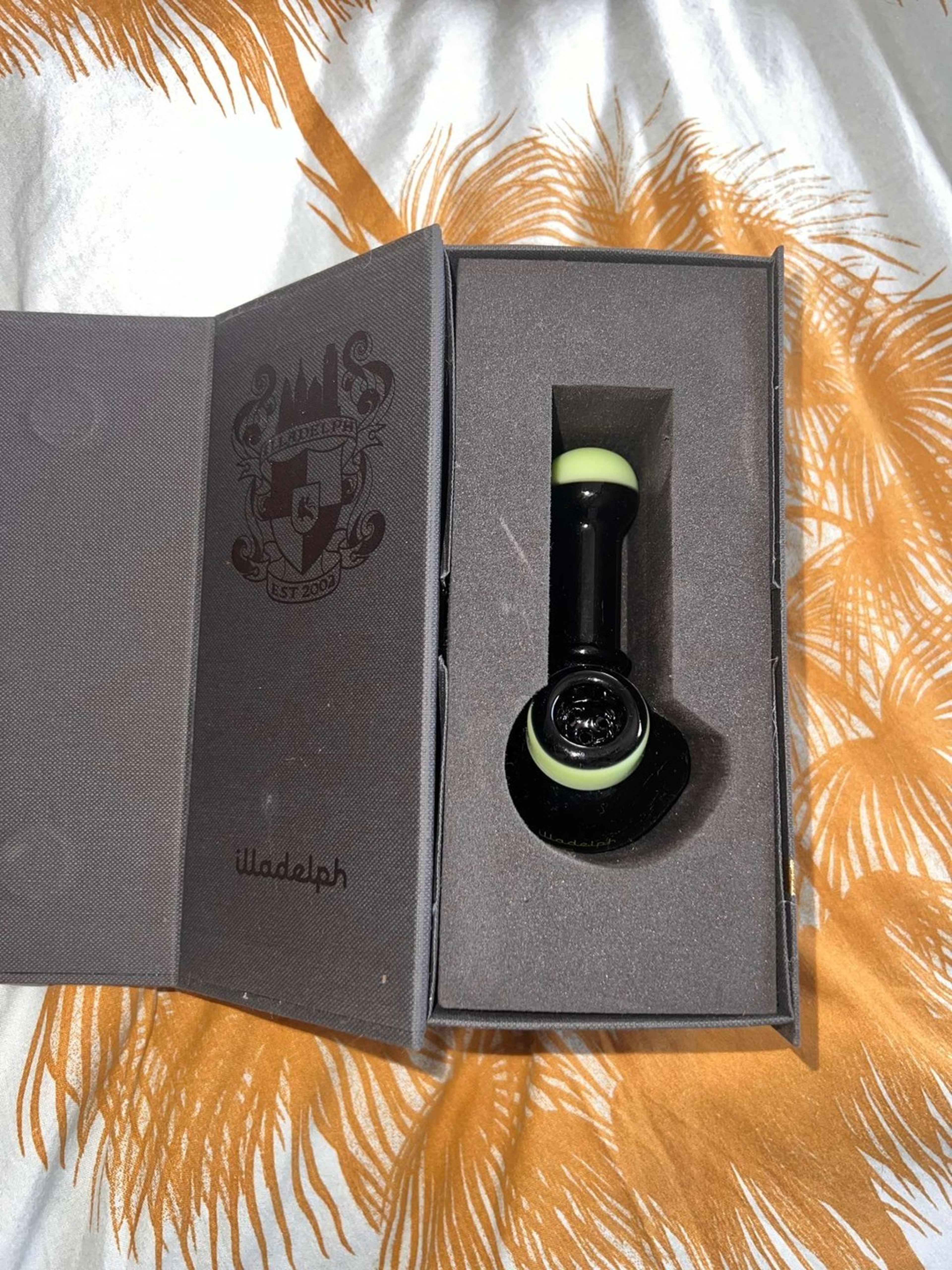 Illadelph Multi Hole Spoon Pipe image 0