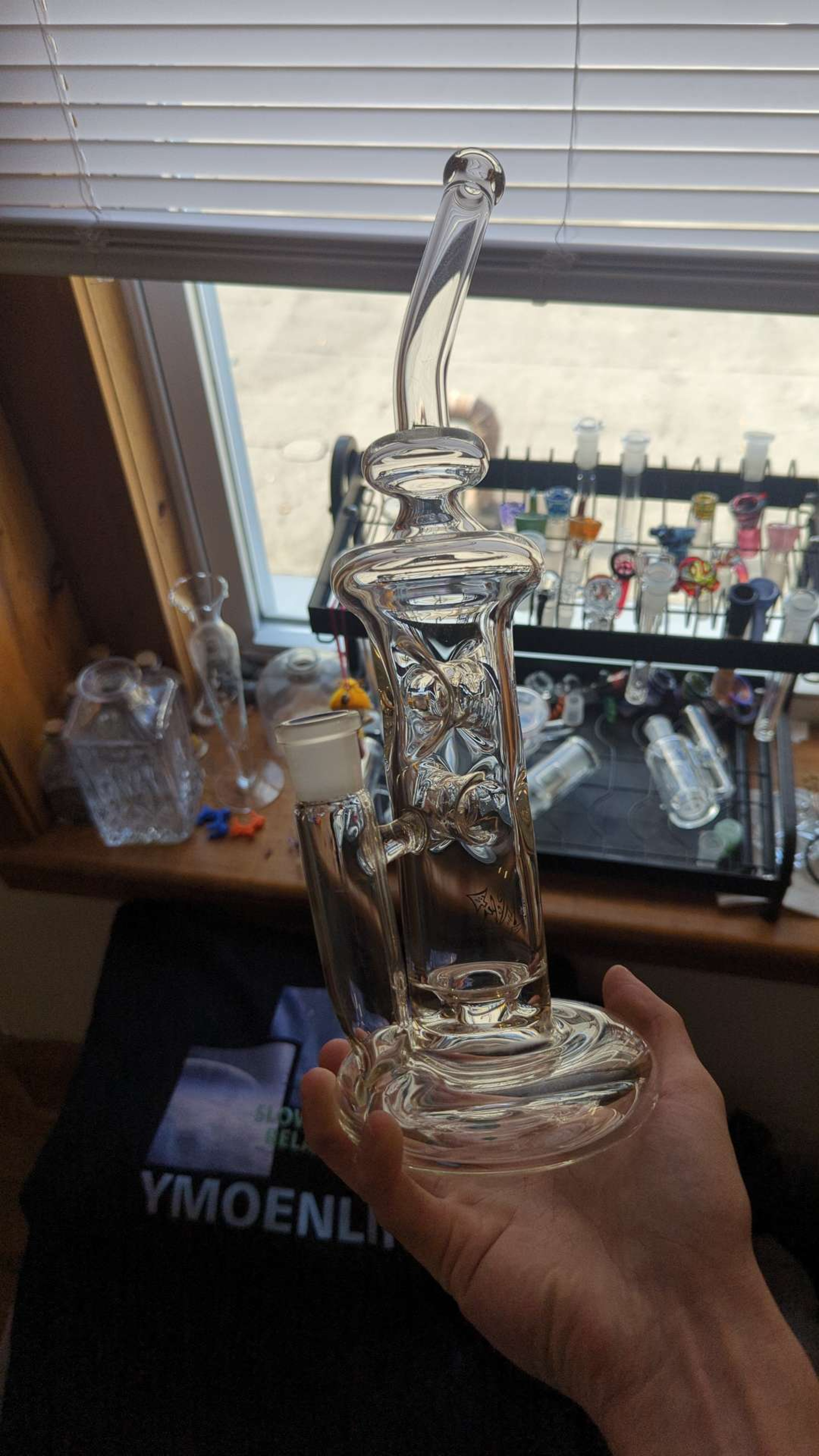 Preview pic of Chauncey Glass hollow foot 