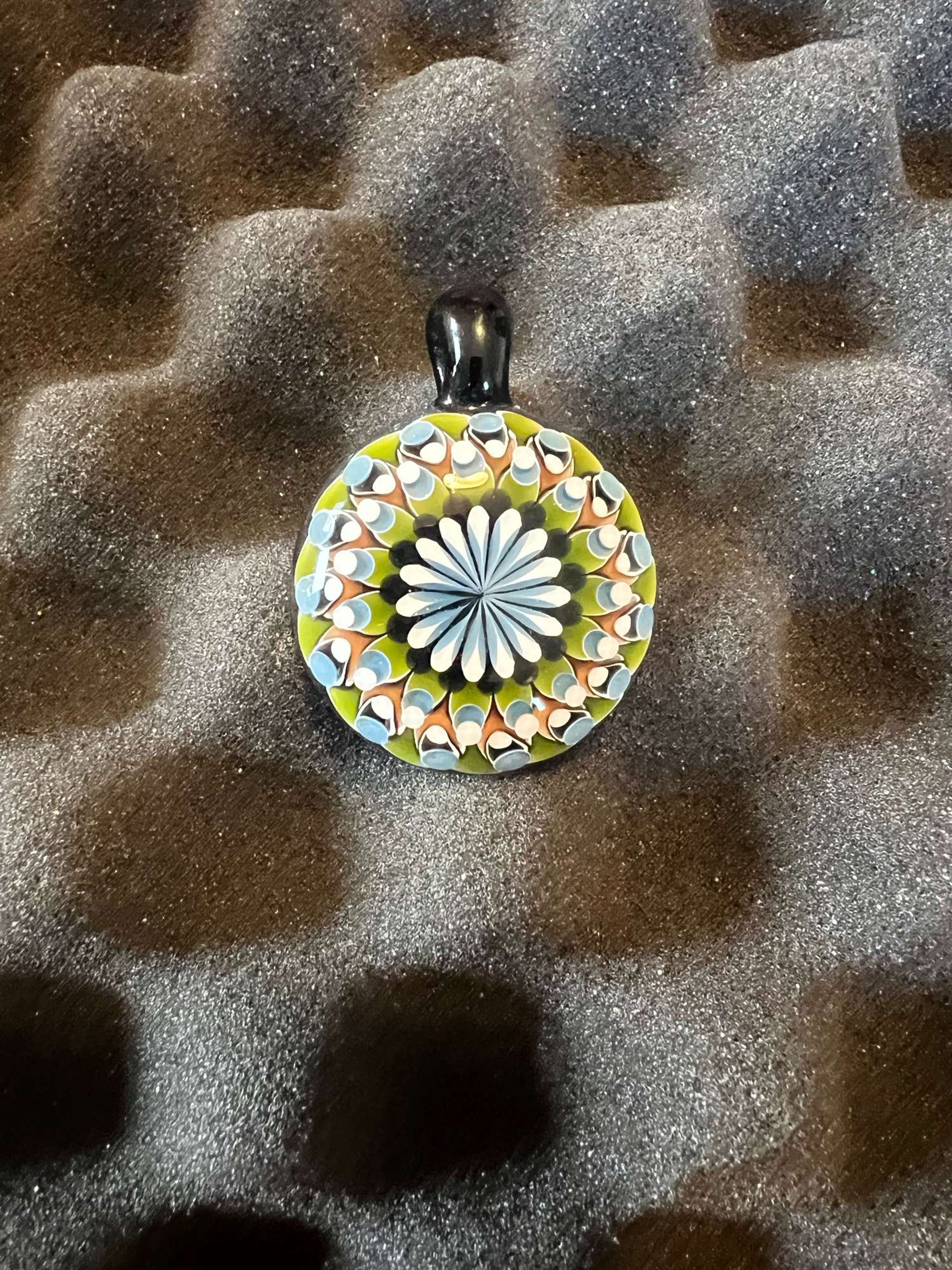 Preview pic of JuJu Glass Pendant