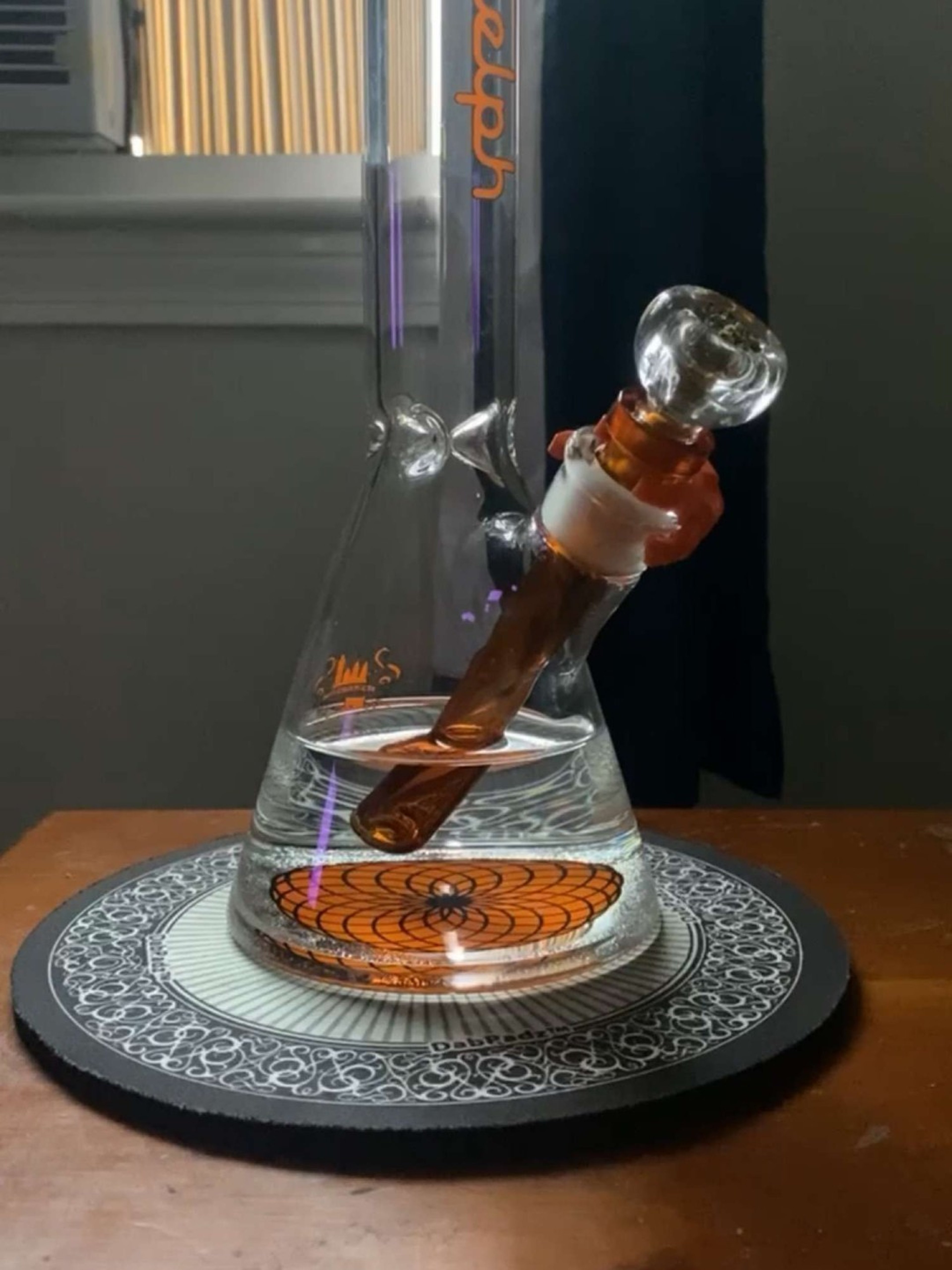 Preview pic of Illadelph micro beaker 