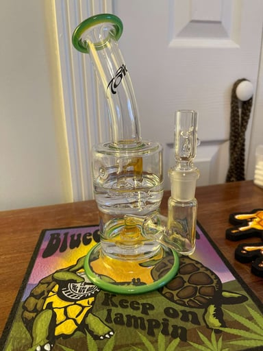 Preview pic of Toro circ-to-circ slyme/mighty moss with fuming perc accents