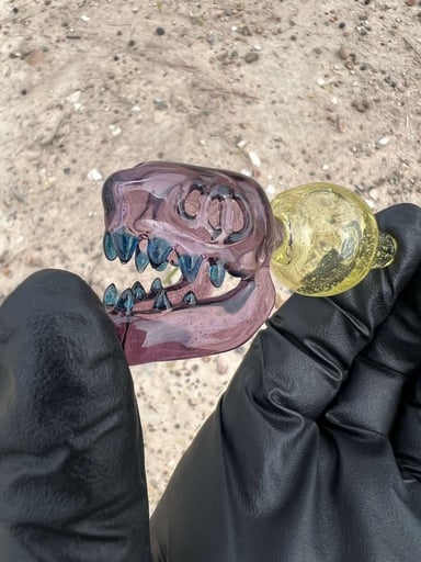 Preview pic of Beautiful Kerm Glass Dino Head Cap