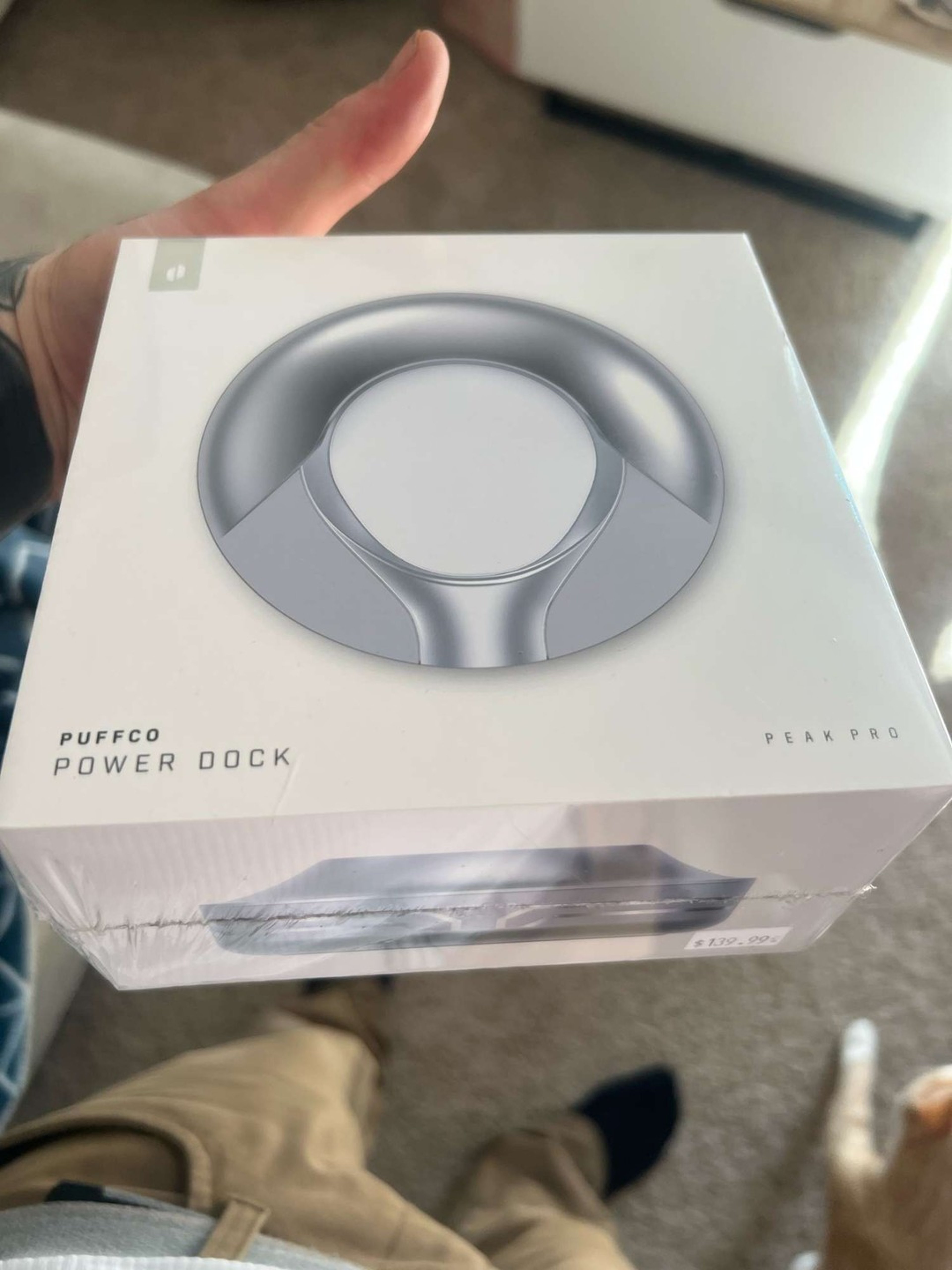 Preview pic of Puffco Wireless Doc Charger