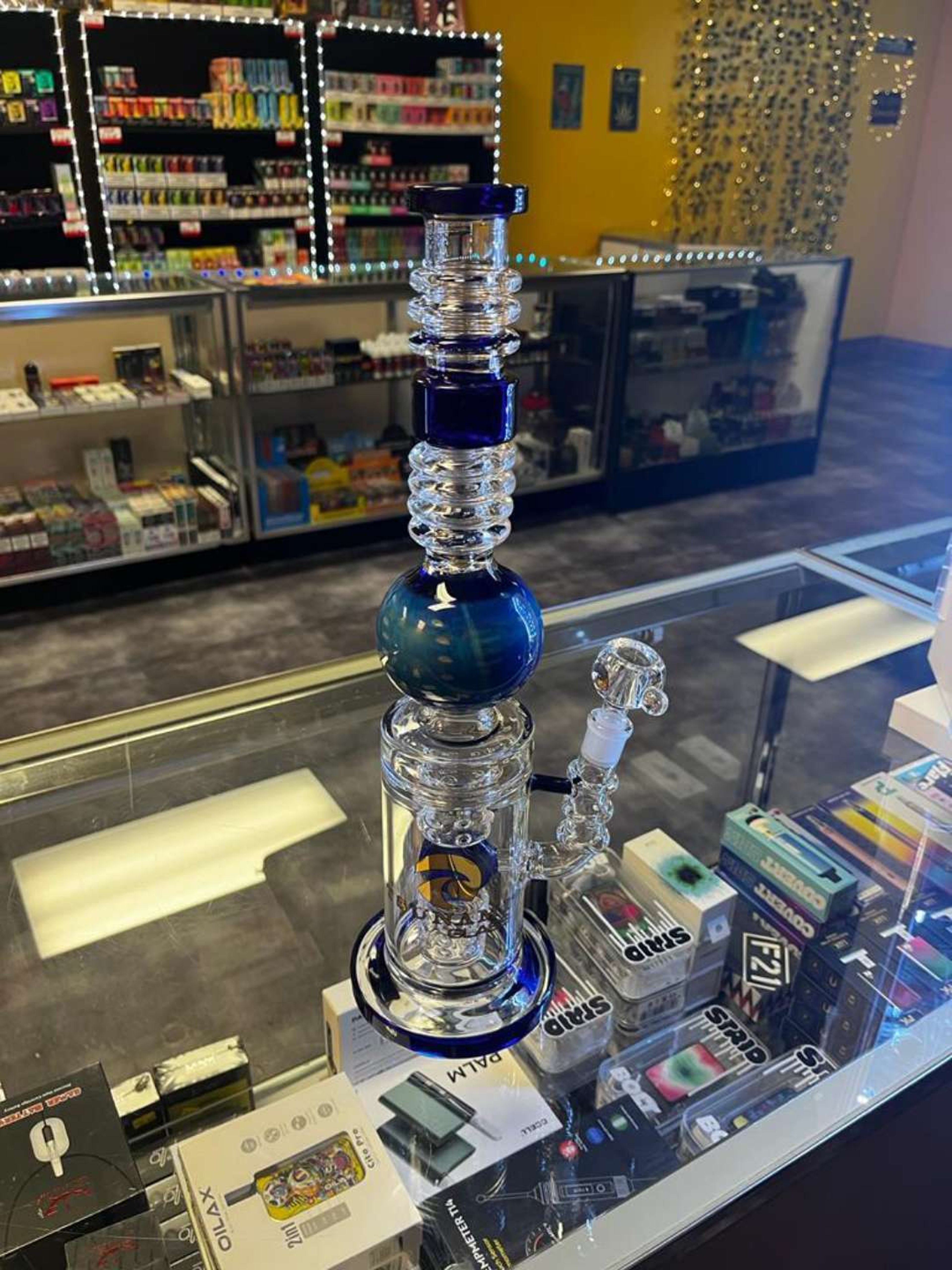 Thick Glass Tsunami Glass Recycler Rig image 0