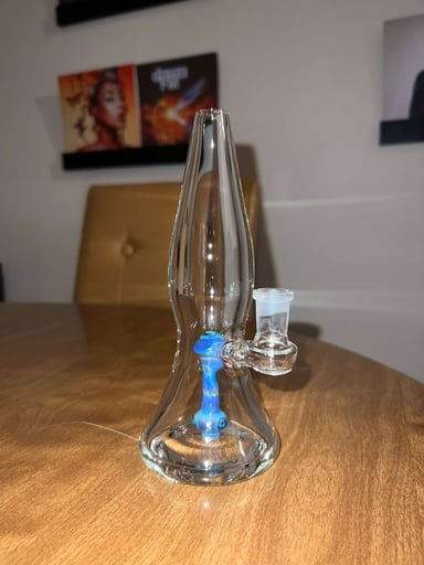 Preview pic of Guru Glass Lava Lamp #1