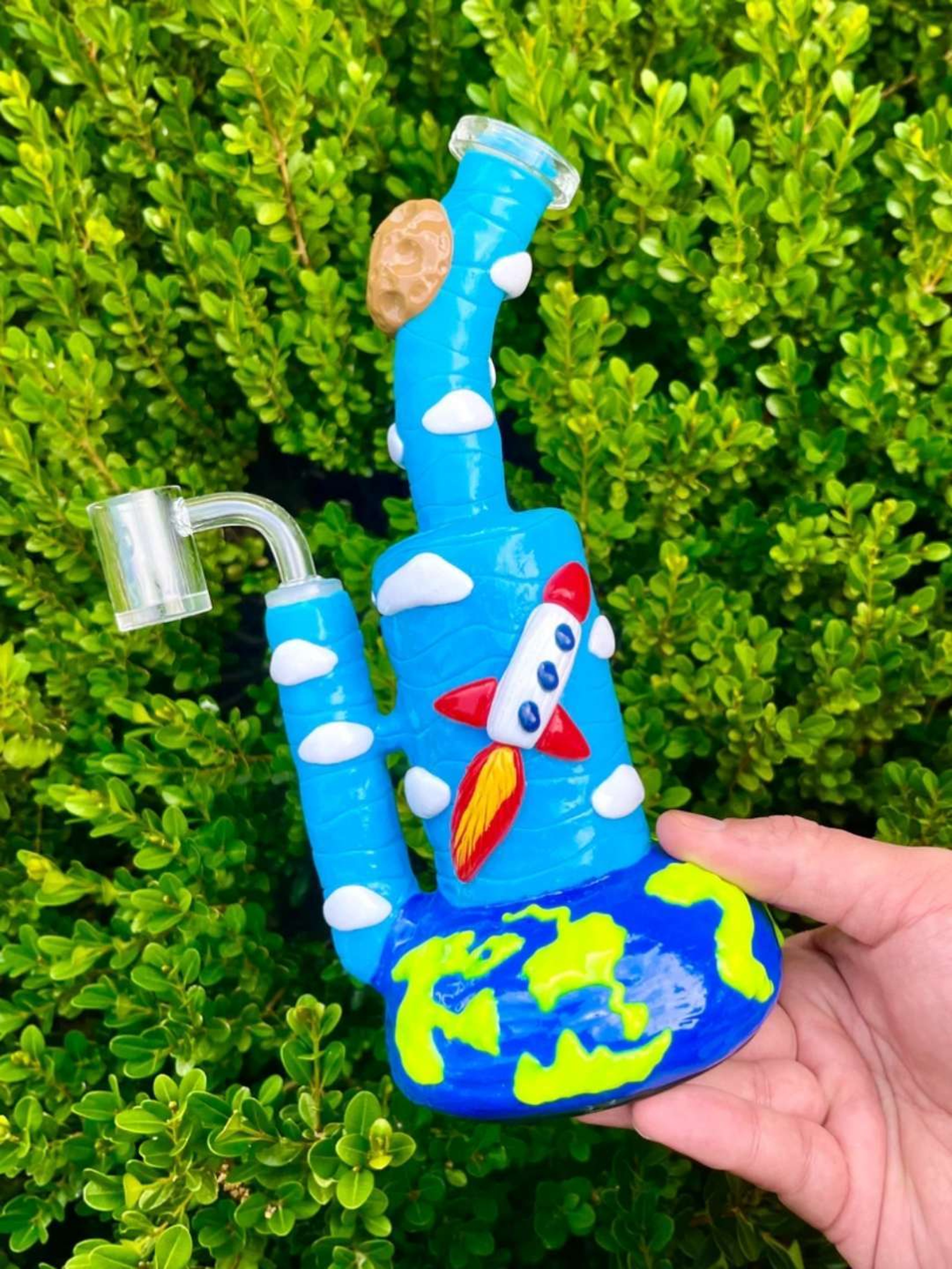 Skyward Journey: 9-Inch Ceramic Rig image 0