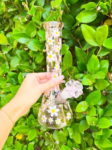 Preview pic of Pink Daisy 10 Inch Beaker With Pink Flower Slide