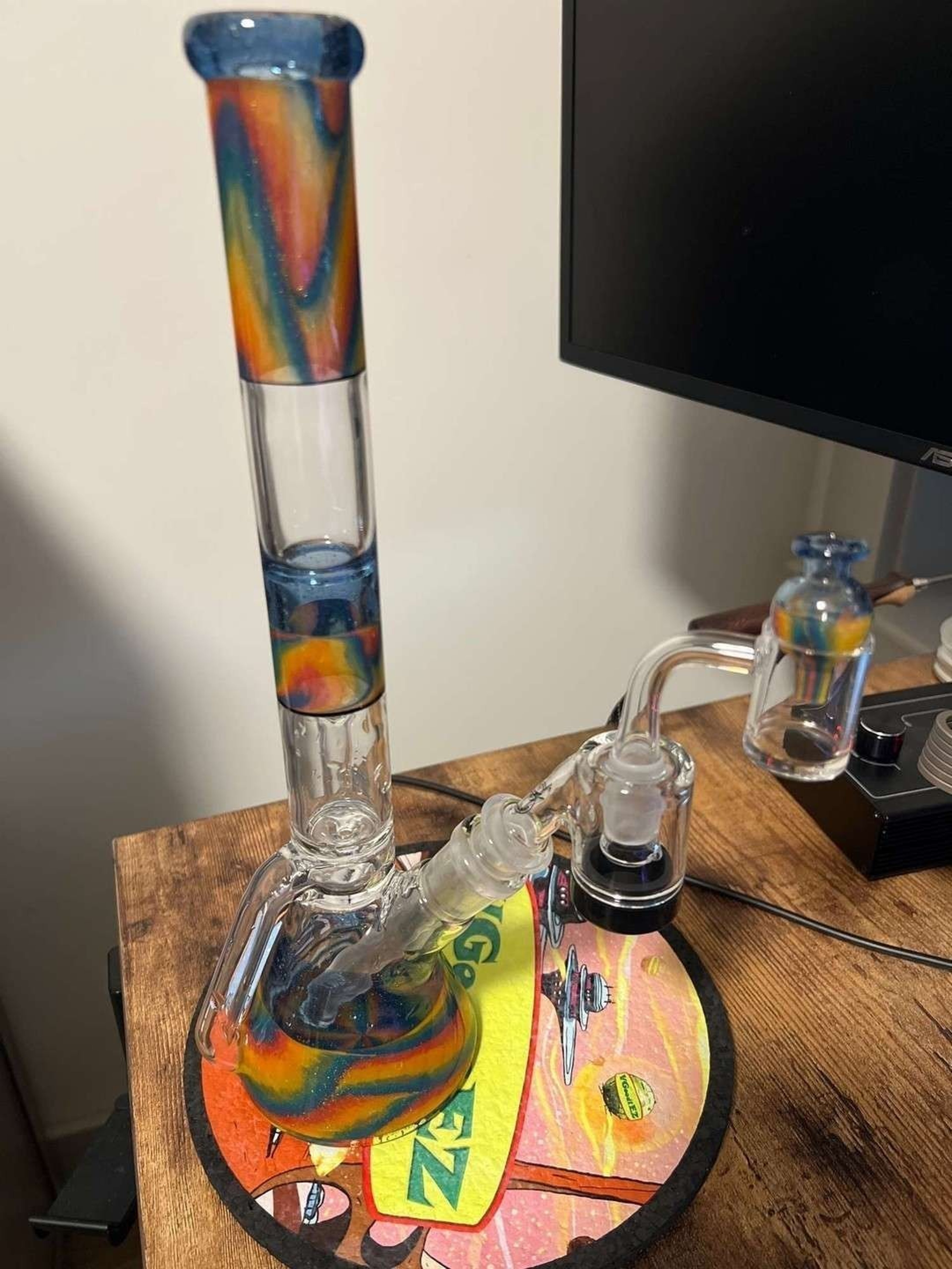 Preview pic of Jeff Glassart Recycler Bong