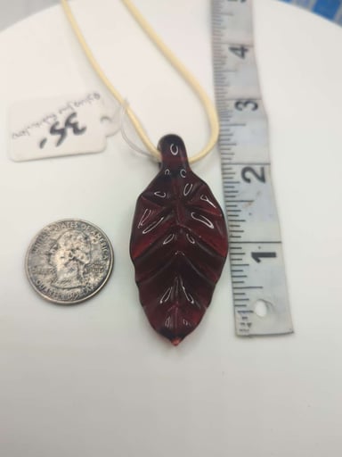 Preview pic of Glassjawfabrication Pomegranate Leaf Pendy