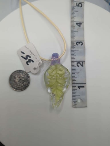 Preview pic of Glassjawfabrication pale yellow curled leaf pendy