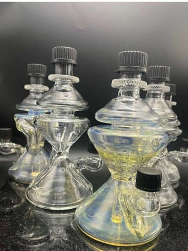 Preview pic of Hour Glass Bottle Capped No Spill FUMED Recycler US MADE