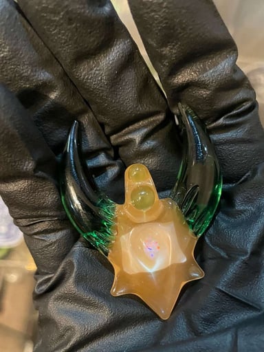 Preview pic of Hemlockglass pendant