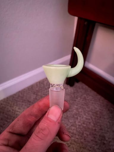 Preview pic of Single hole Green slide with up horn