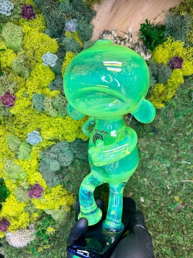 Preview pic of Crondo619 Green Skater