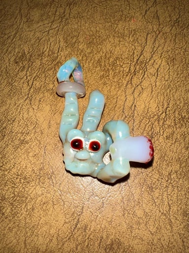 Preview pic of Gbg x Nils x W.C Collab pendy