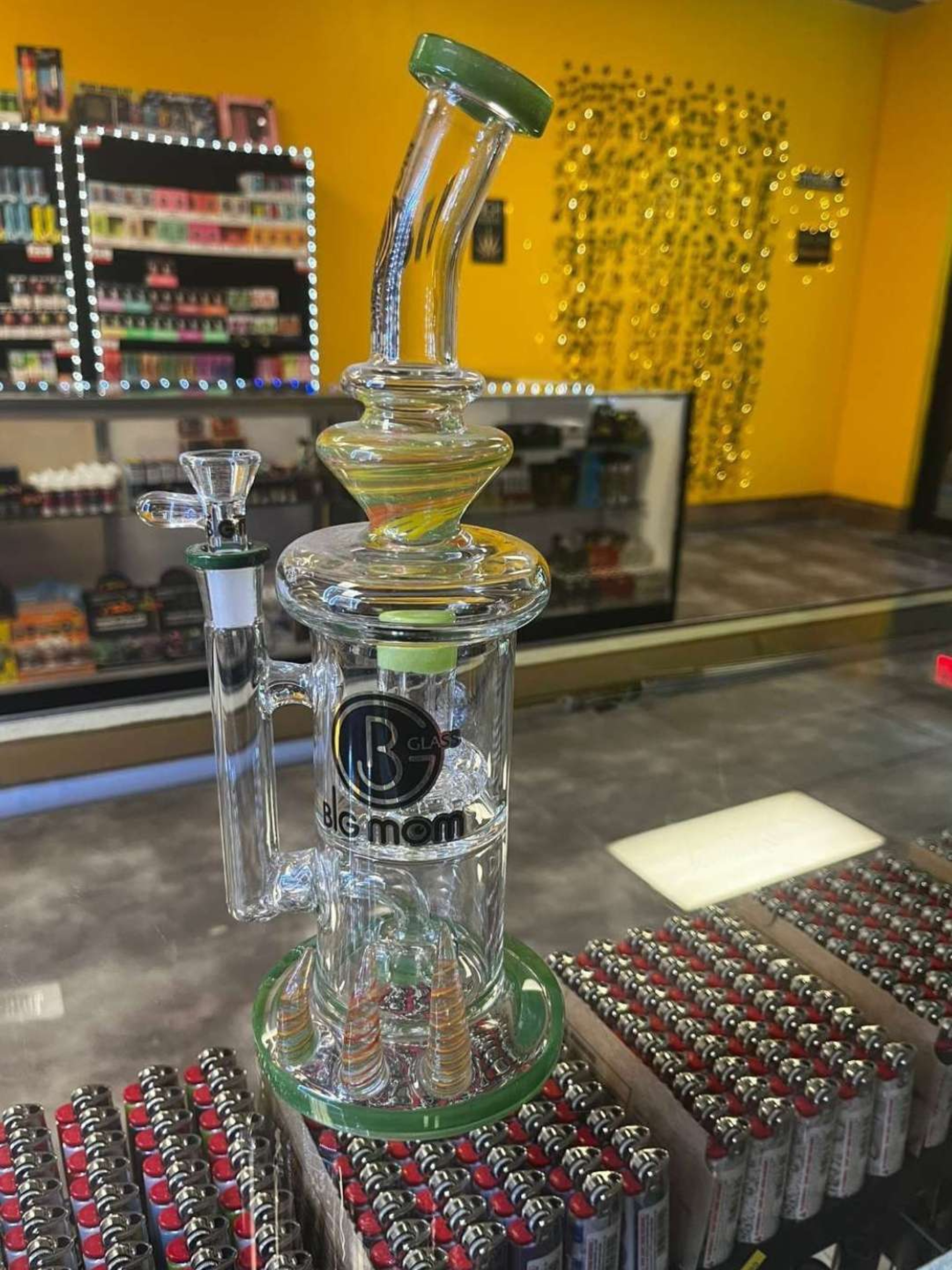 Preview pic of Big Mom thick Glass Rig