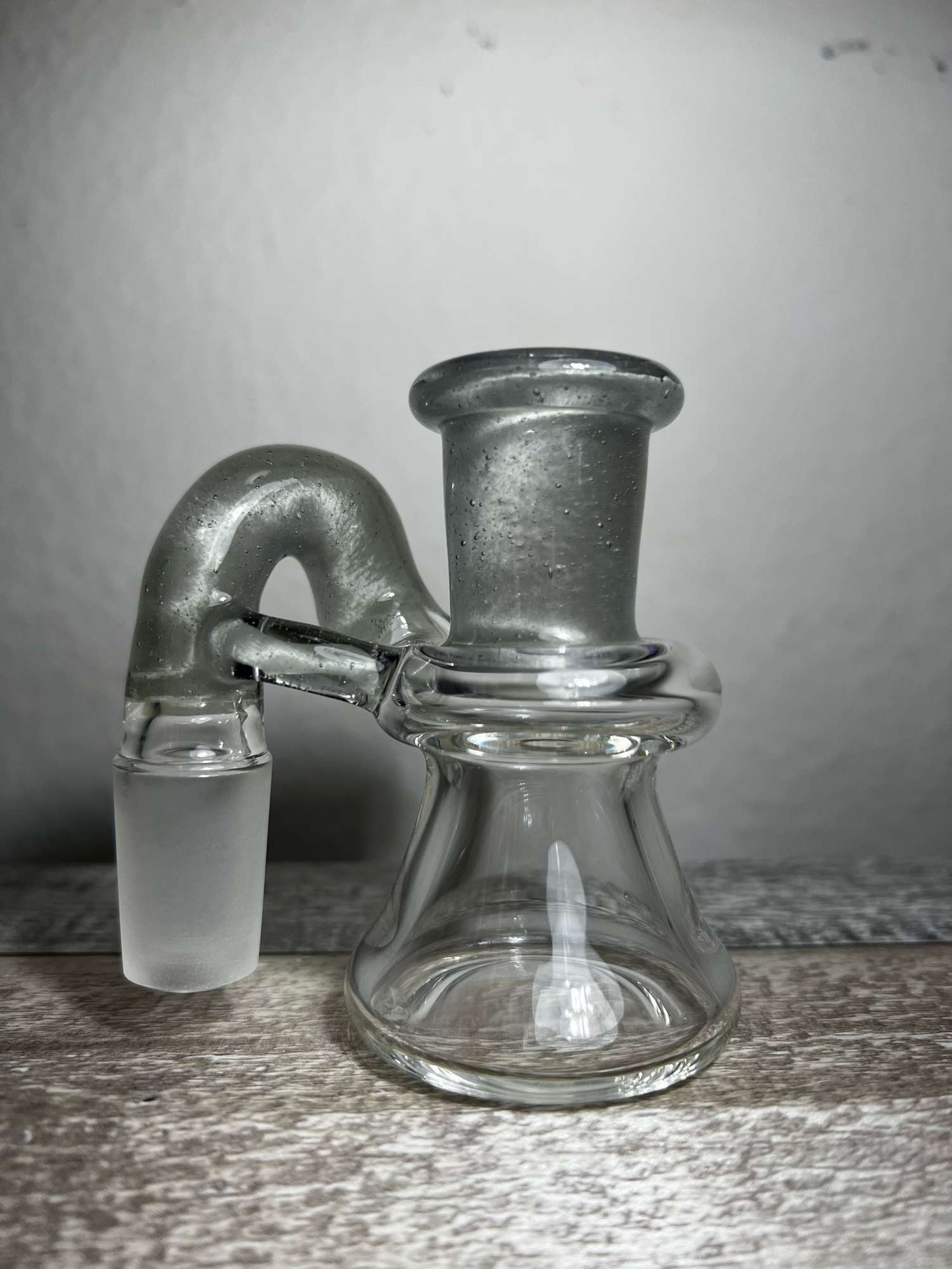 Preview pic of 18-18 parralax over greasy white satin