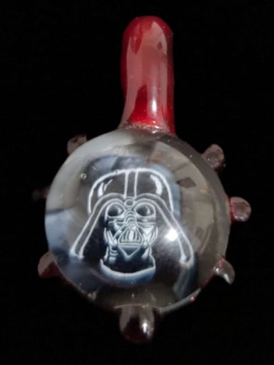 Preview pic of ROCKO Darth Vader milli pendant 2014