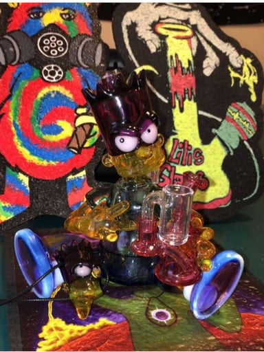 Preview pic of Bart with mini rig plus matching pendy