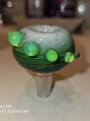 Preview pic of Bambam glass 14mm slide New